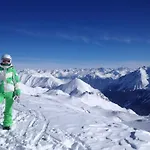 Apartamento Erholsamer Traumurlaub Wo Auf Bergen Schloesser Wachsen *
