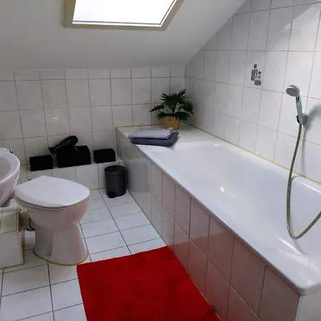 Apartment Erholsamer Traumurlaub Wo Auf Bergen Schloesser Wachsen