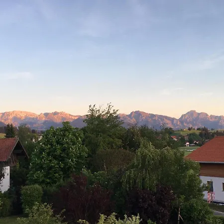 Apartment Erholsamer Traumurlaub Wo Auf Bergen Schloesser Wachsen