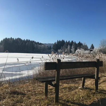 Apartment Erholsamer Traumurlaub Wo Auf Bergen Schloesser Wachsen Prem