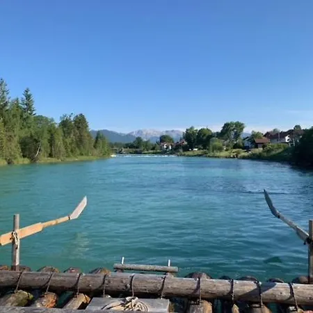 Erholsamer Traumurlaub Wo Auf Bergen Schloesser Wachsen Prem