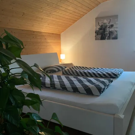 Apartment Erholsamer Traumurlaub Wo Auf Bergen Schloesser Wachsen